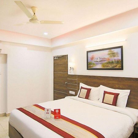 Oyo 9647 Hotel Mvv Bhavan Visakhapatnam Exterior foto