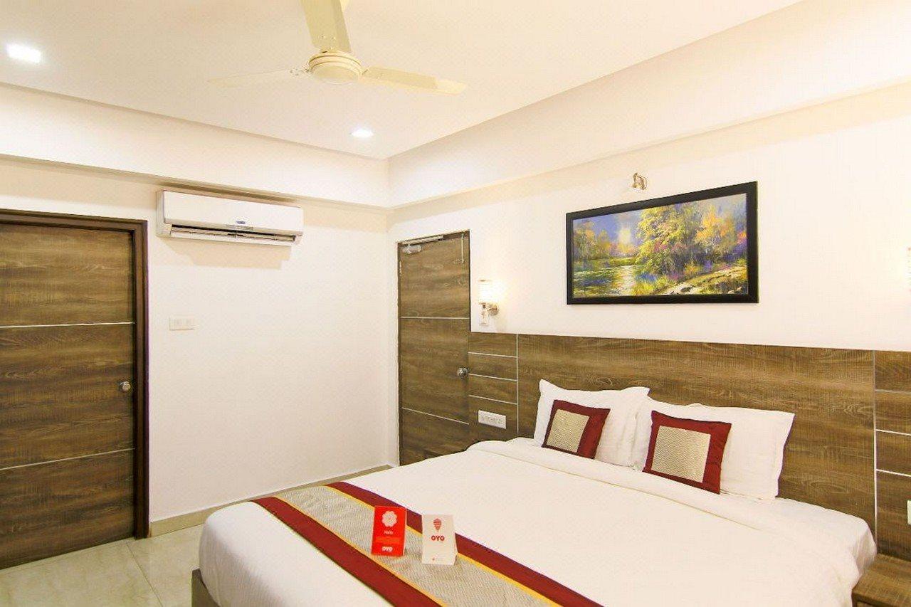 Oyo 9647 Hotel Mvv Bhavan Visakhapatnam Exterior foto
